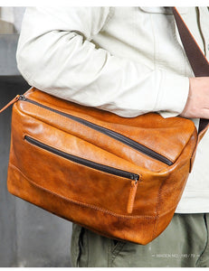 LARGE CAPACITY SATCHEL