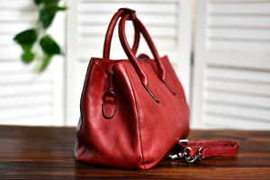 YAAGLE Women Large Capacity Multi-interlayers Tanned Leather Top-handle Bag YG8608 - YAAGLE.com